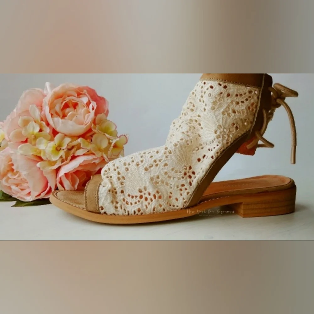 Musse & Cloud Ainee Eyelet/leather Lace-Up Back Sandals Size 8 LNIB